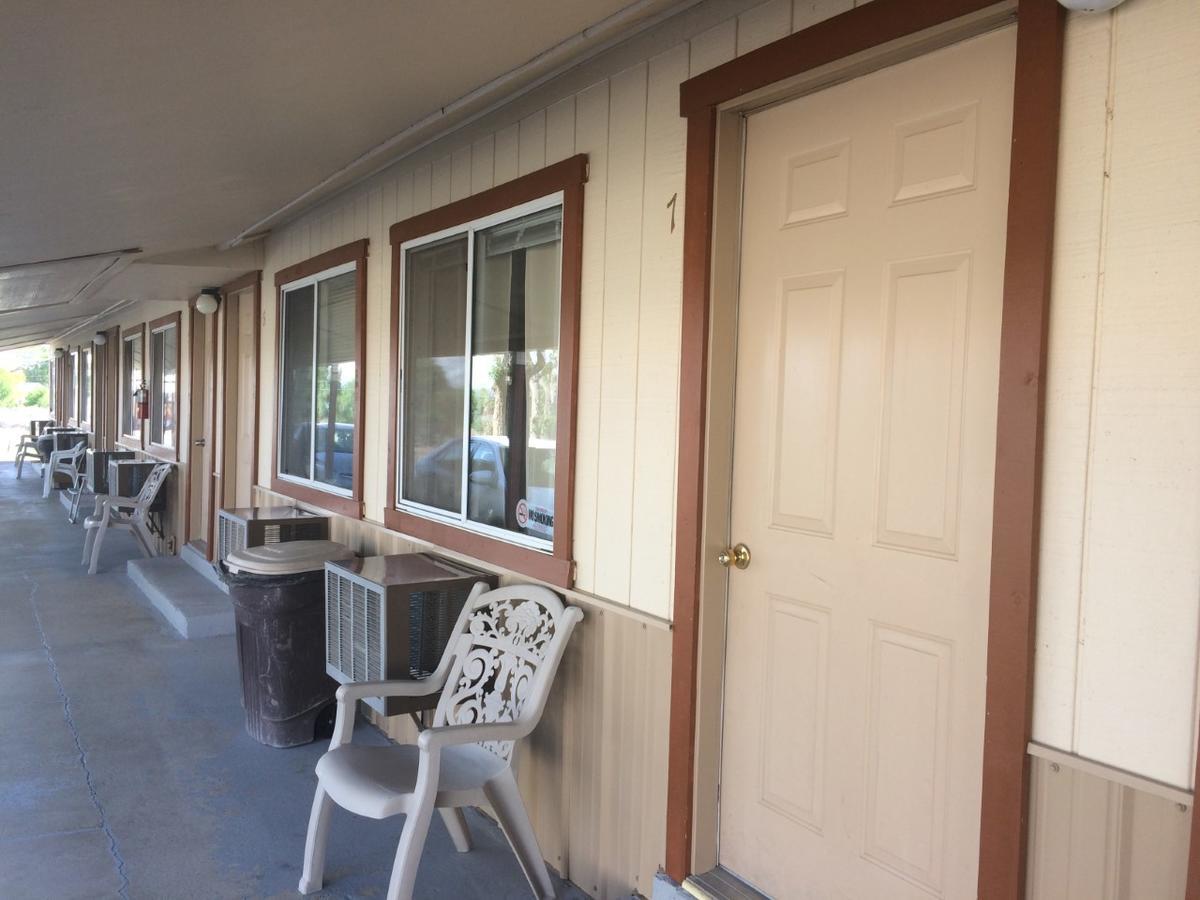 Crimson Hills Motel Parowan Buitenkant foto