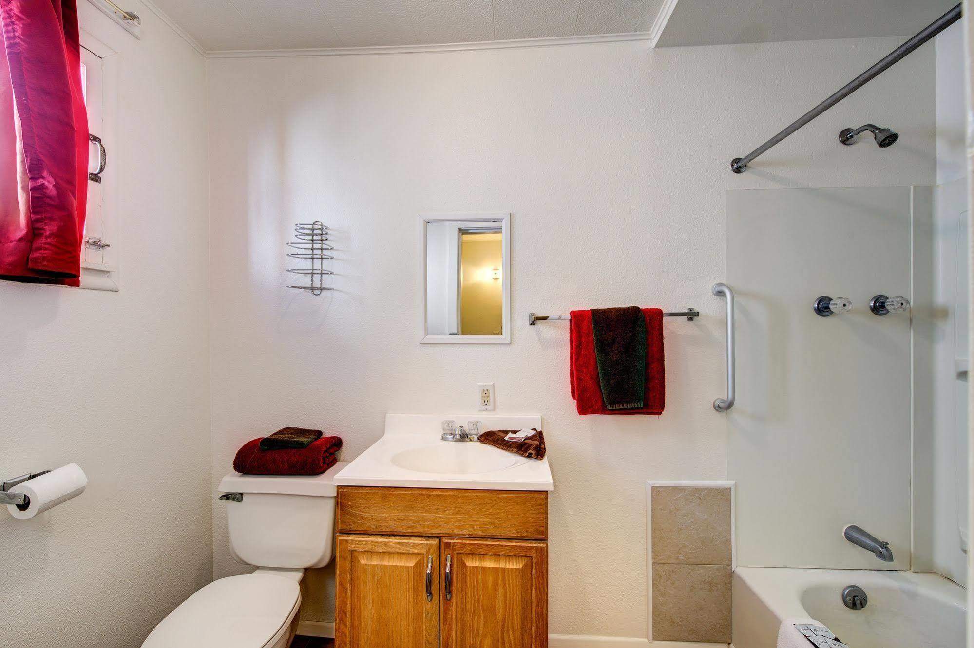 Crimson Hills Motel Parowan Buitenkant foto